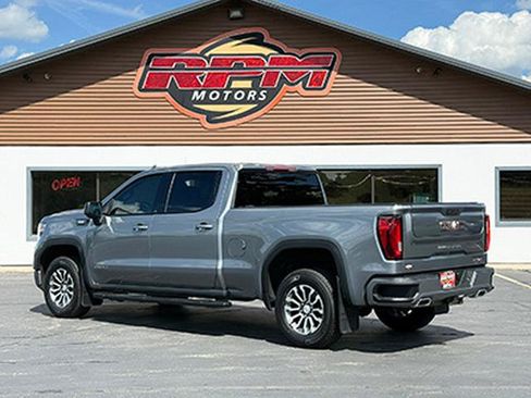 Used 2022 GMC Sierra 1500 AT4 AWD/4WD image 7