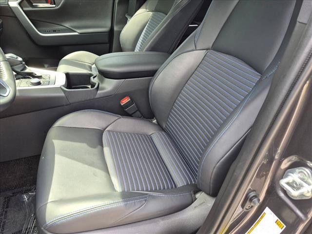 Used 2023 Toyota RAV4 XSE w/ XSE Grade Weather Package AWD/4WD image 16