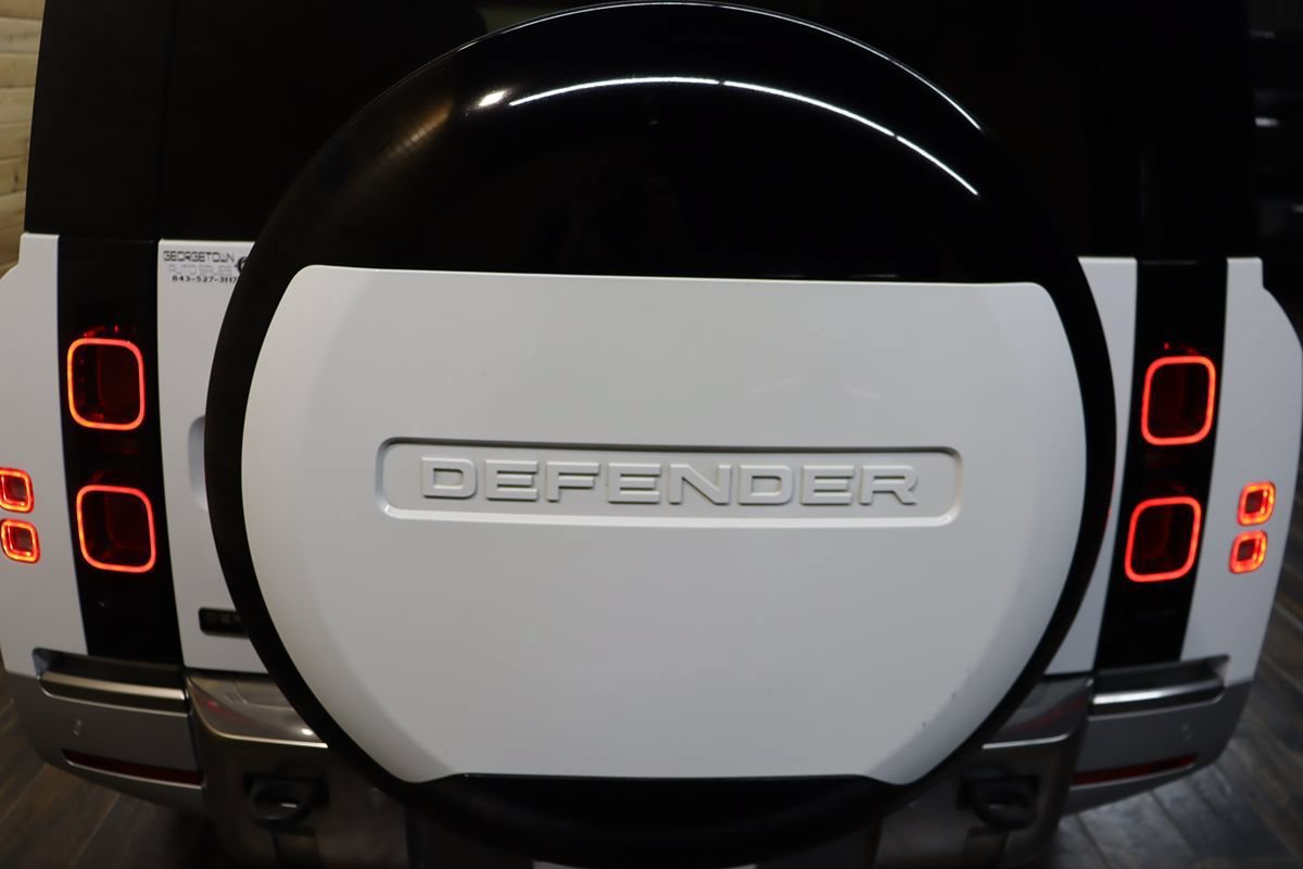 Used 2023 Land Rover Defender 130 First Edition AWD/4WD image 31