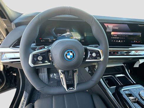 New 2026 BMW i7 eDrive50 w/ M Sport Package RWD image 38