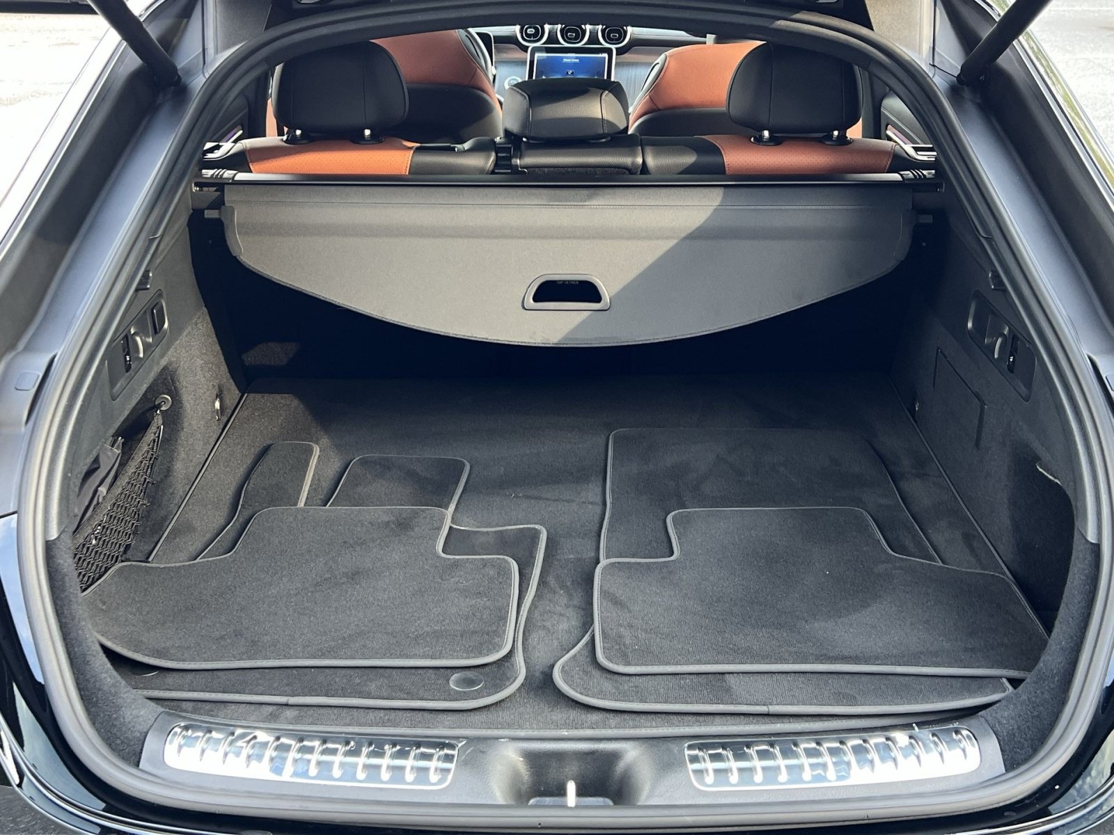Certified 2024 Mercedes-Benz GLC 300 4MATIC image 31