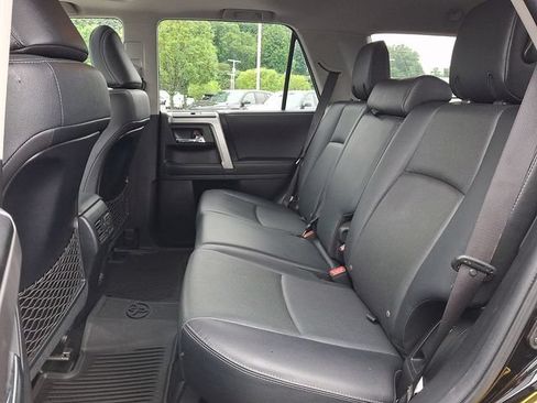 Used 2022 Toyota 4Runner Limited AWD/4WD image 18