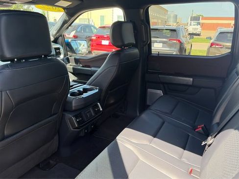 Used 2022 Ford F150 Lariat w/ Equipment Group 502A High AWD/4WD image 10