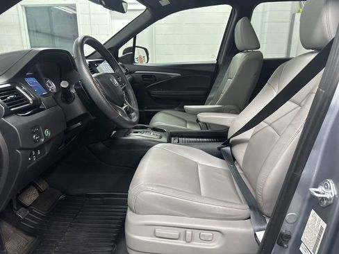 Used 2023 Honda Passport EX-L image 21