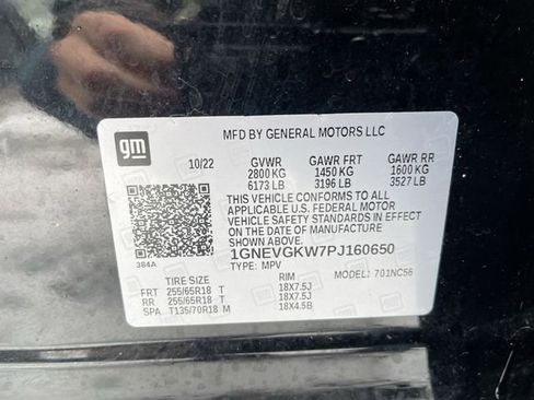 Certified 2023 Chevrolet Traverse LT w/ Rear Camera Mirror Package AWD/4WD image 32