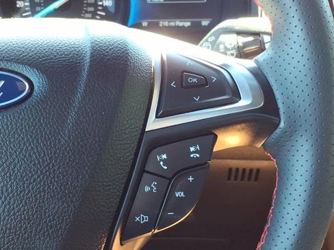 Used 2024 Ford Edge ST-Line AWD/4WD image 22