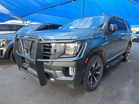 Used 2023 GMC Yukon SLT w/ SLT Premium Package AWD/4WD image 1