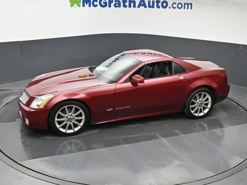 Used 2007 Cadillac XLR V RWD image 20