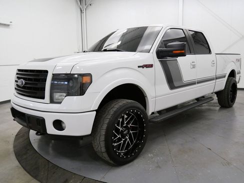 Used 2014 Ford F150 FX4 w/ Equipment Group 402A Luxury image 3
