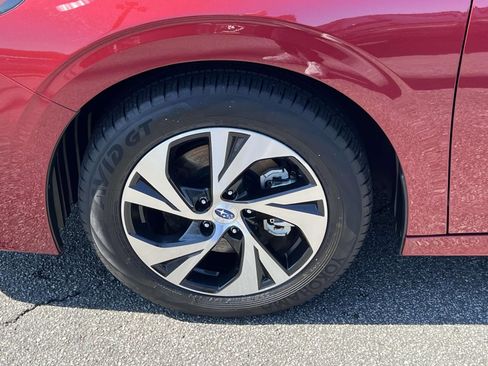 Certified 2025 Subaru Legacy Premium w/ Popular Package #1 AWD/4WD image 11