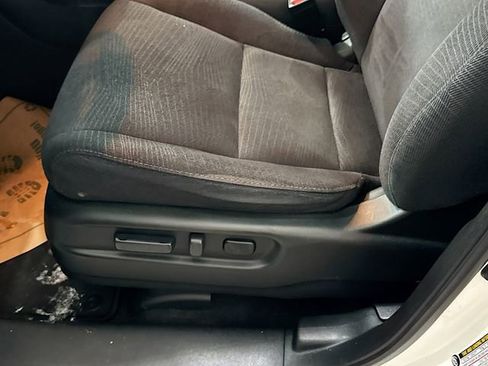 Used 2017 Honda Pilot EX image 19