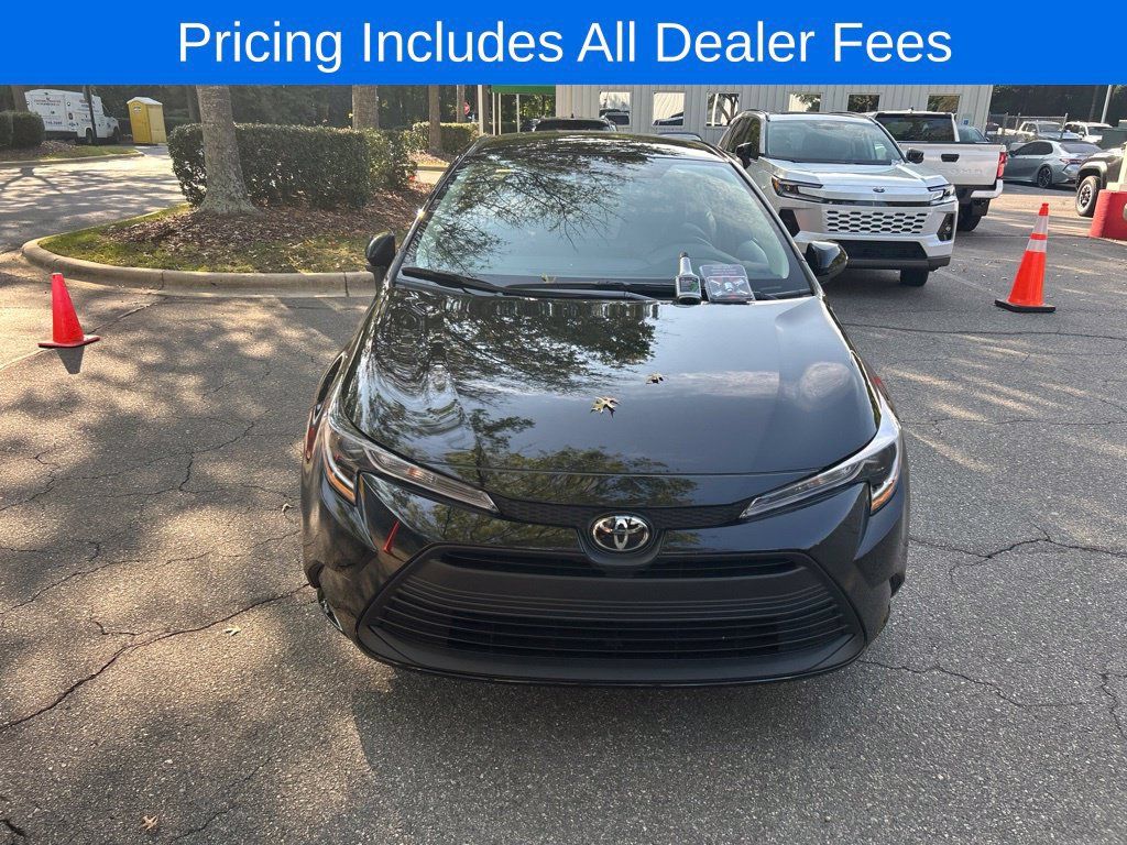 New 2027 Toyota Corolla LE FWD image 2