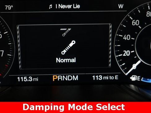 Used 2022 Ford Mustang Shelby GT500 w/ Technology Package image 26