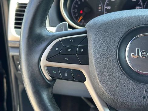 Used 2017 Jeep Grand Cherokee Laredo w/ Quick Order Package 23E AWD/4WD image 26