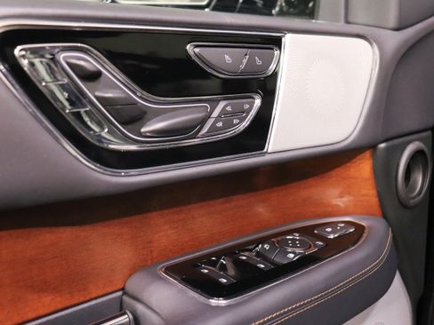 Used 2024 Lincoln Navigator L Black Label image 13
