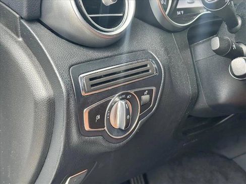 Certified 2019 Mercedes-Benz GLC 300 image 18