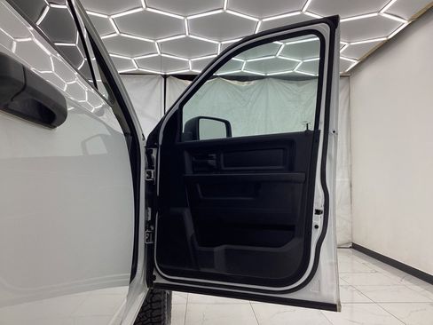 Used 2018 RAM 1500 Tradesman image 19