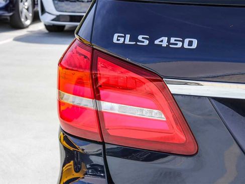 Used 2018 Mercedes-Benz GLS 450 4MATIC image 11