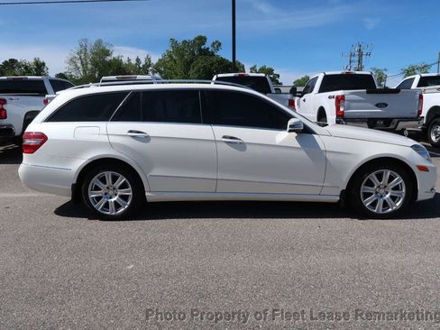 Used 2013 Mercedes-Benz E 350 4MATIC Wagon w/ Premium 2 Pkg image 6