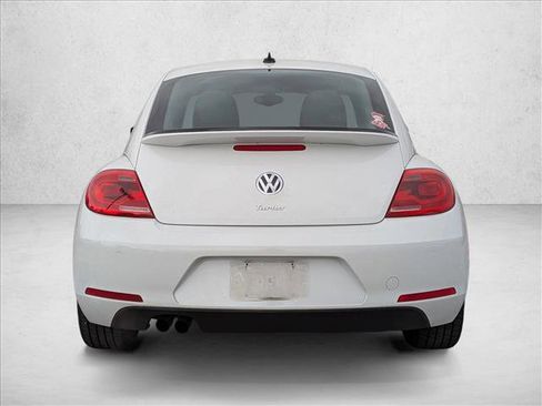 Used 2016 Volkswagen Beetle 1.8T SE image 6