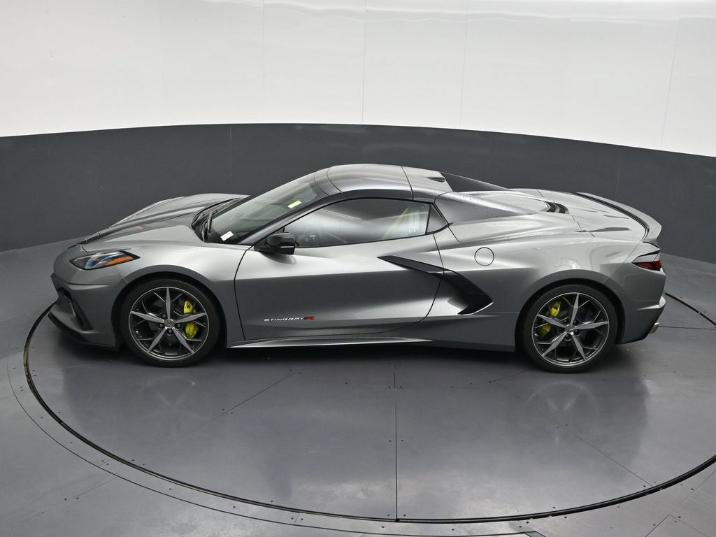 Used 2023 Chevrolet Corvette Stingray Convertible RWD image 15