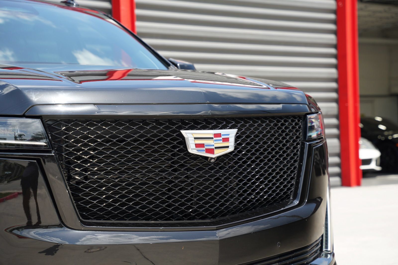 Used 2024 Cadillac Escalade ESV Sport Platinum AWD/4WD image 9
