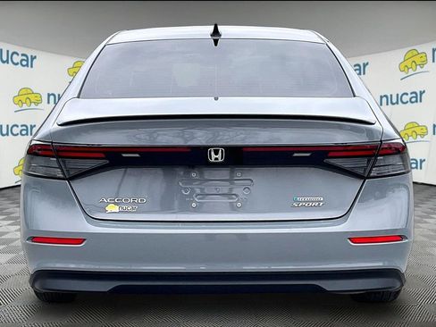 Used 2024 Honda Accord Sport image 5