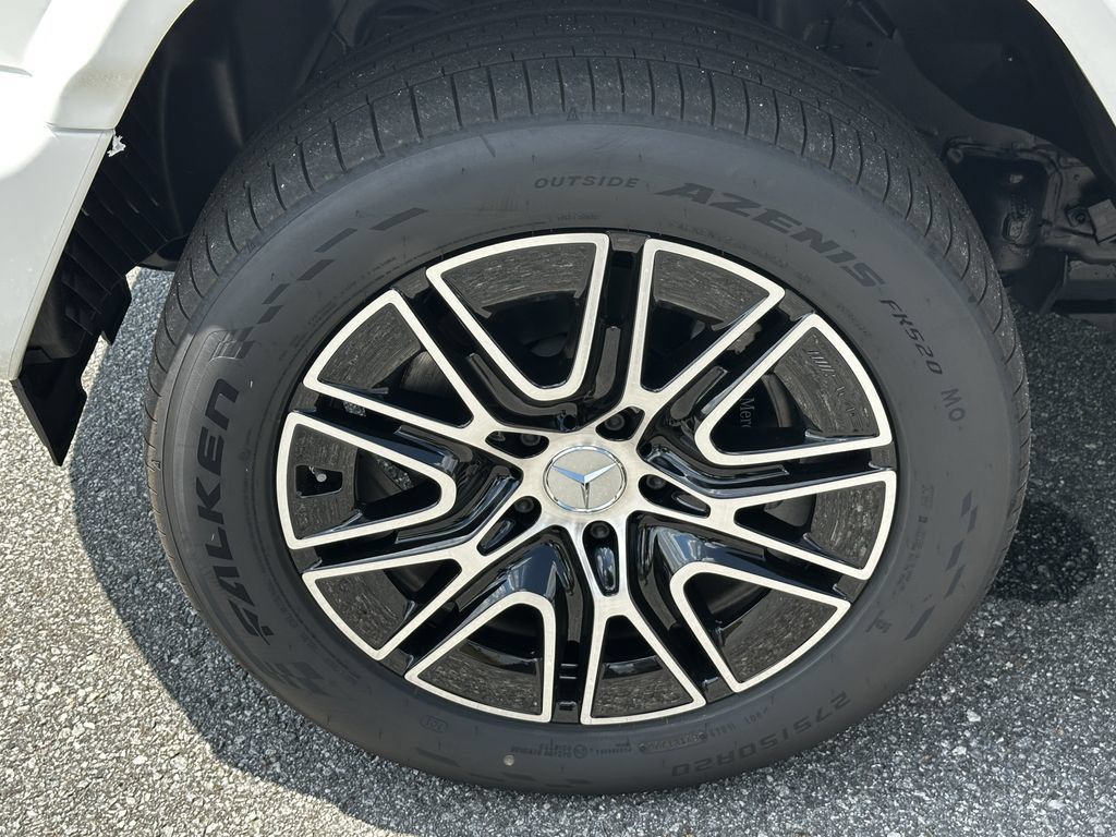 New 2027 Mercedes-Benz G 580 e image 13