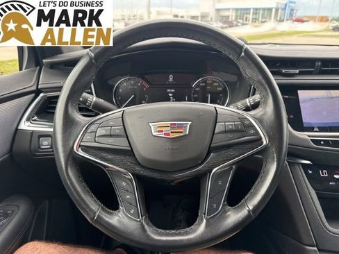 Used 2022 Cadillac XT5 Premium Luxury w/ LPO, Floor Liner Package AWD/4WD image 11