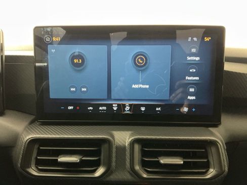 Used 2024 Ford Mustang Coupe RWD image 11