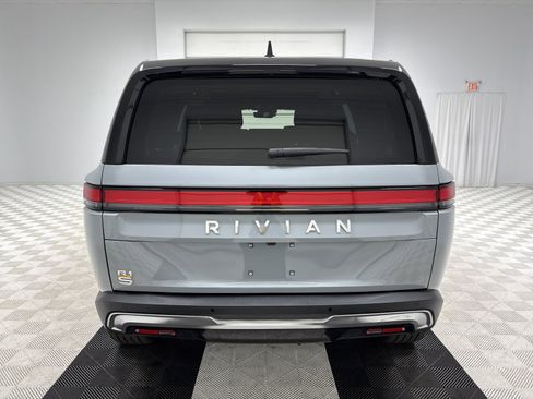 Used 2022 Rivian R1S Launch Edition image 4