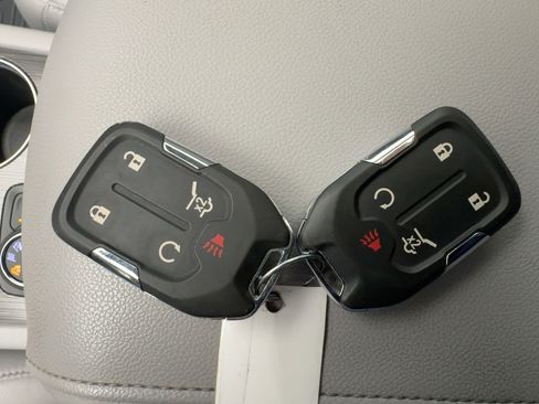 Used 2019 GMC Acadia SLT image 31