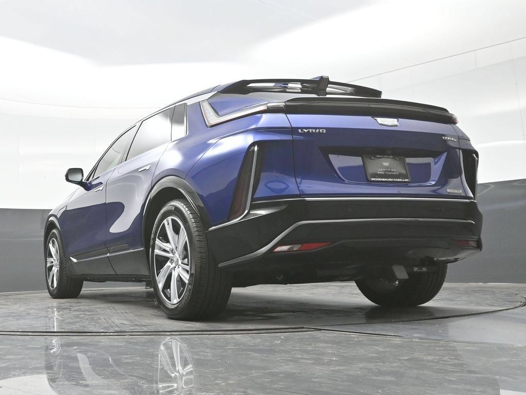 Certified 2024 Cadillac Lyriq Tech AWD/4WD image 18