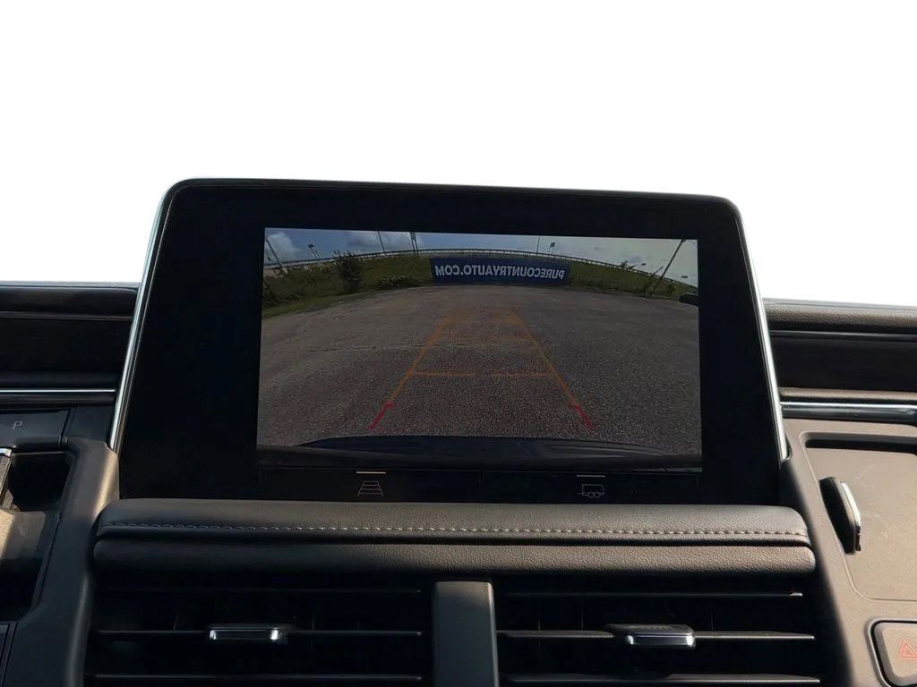 Used 2023 Chevrolet Tahoe LT AWD/4WD image 10