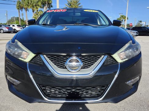 Used 2017 Nissan Maxima SR w/ Midnight Edition image 12