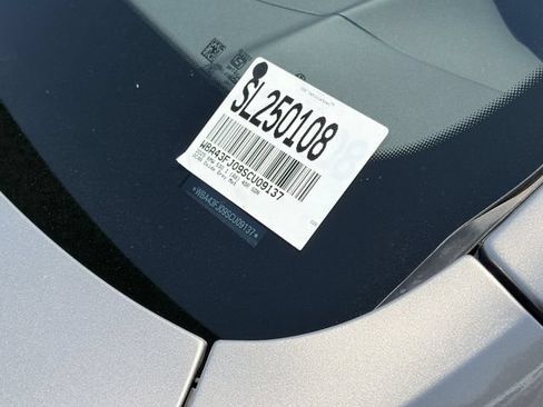 Used 2025 BMW 530i RWD image 33