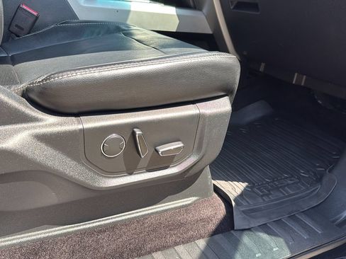 Used 2017 Ford F150 Lariat AWD/4WD image 24