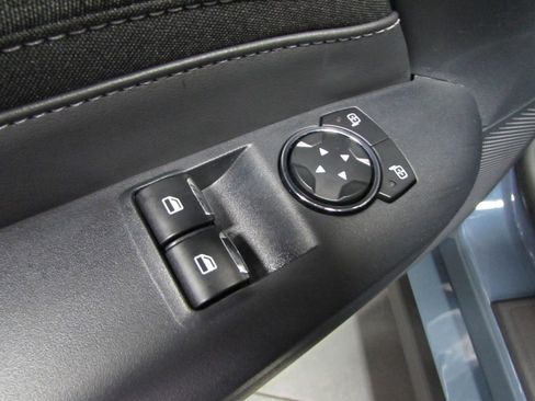 Used 2024 Ford Mustang image 18