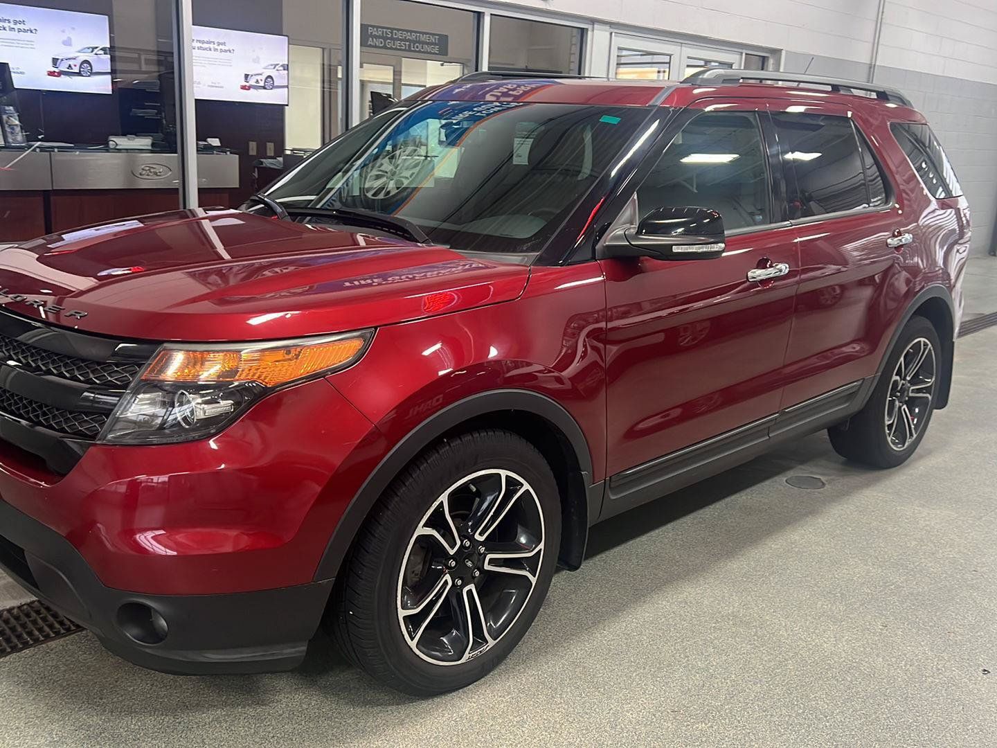 Used 2014 Ford Explorer Sport w/ Equipment Group 401A AWD/4WD image 10