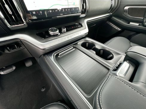 New 2025 Ford Expedition Platinum w/ Stealth Performance Package image 22