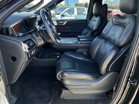 Certified 2023 Lincoln Navigator Reserve image 25