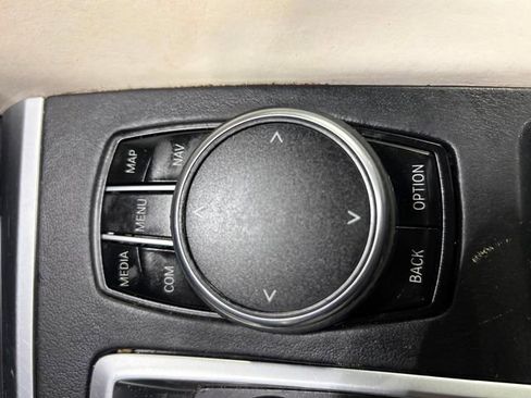 Used 2018 BMW X5 M image 43