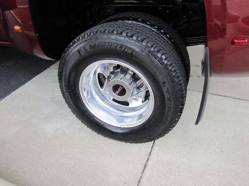 Used 2016 GMC Sierra 3500 SLT w/ Duramax Plus Package image 36