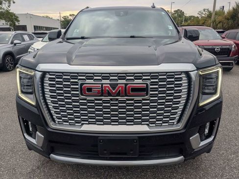Used 2024 GMC Yukon Denali AWD/4WD image 9