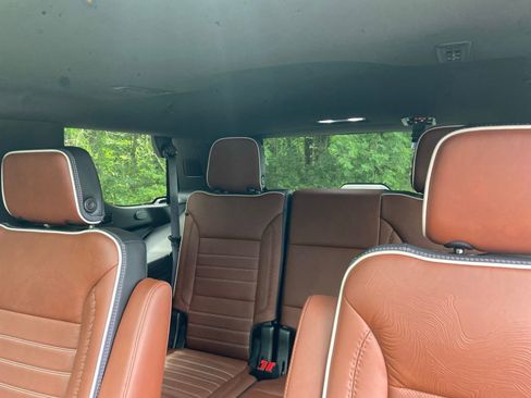 Used 2023 GMC Yukon Denali Ultimate AWD/4WD image 33