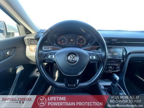 Used 2020 Volkswagen Passat 2.0T SEL image 21