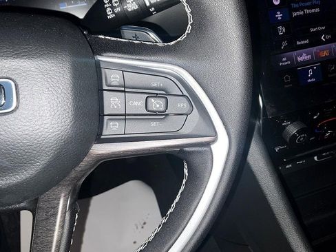 New 2025 Jeep Grand Cherokee Limited image 28