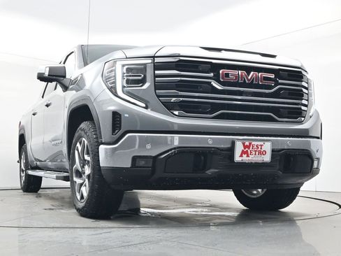 New 2026 GMC Sierra 1500 SLT w/ SLT Premium Plus Package image 31