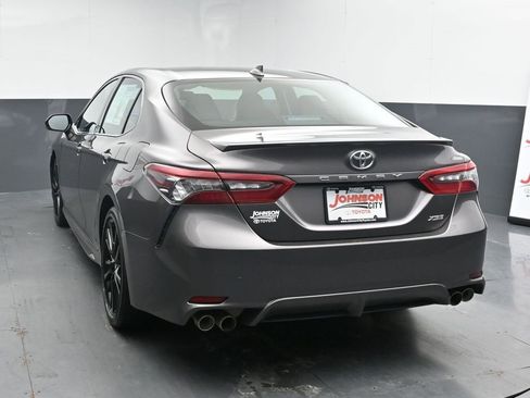 Used 2023 Toyota Camry XSE image 6