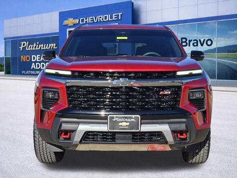 Certified 2025 Chevrolet Traverse Z71 w/ Driver Confidence Package image 6